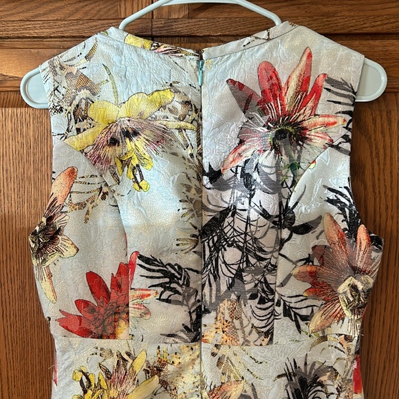 Gracia Floral and Gold A-Line Dress - Picture 11 of 16